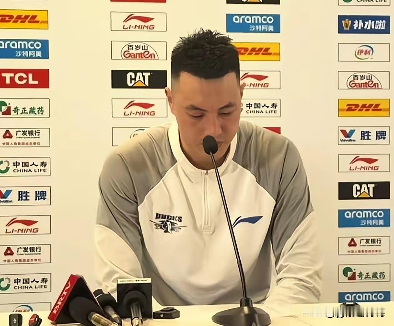 翟晓川大格局！CBA常规赛第20轮，北京客场1分险胜山西，赛后北京队队长翟晓