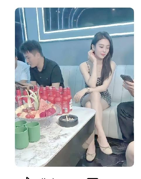 一个KTV干了多年的姑娘喝了酒，说了句大实话：“哥，你月薪不到一万，在我们这儿上