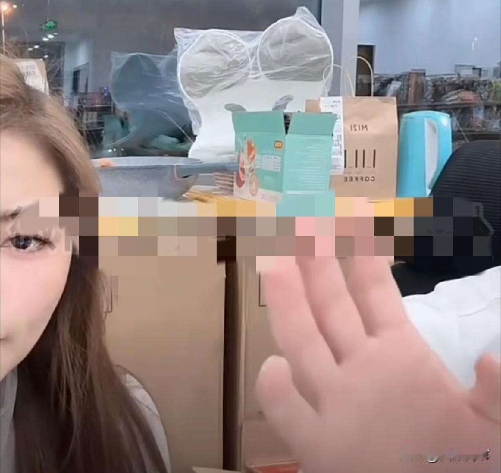  前夫子航与如意的纠纷事件将两边老大仙洋、刘程都牵扯其中，舆论扩散后网友对此评