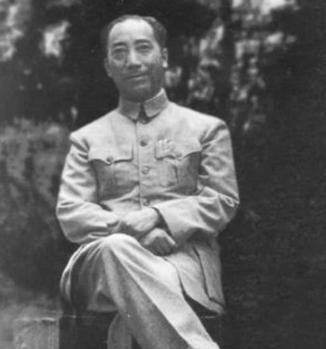 当大汉奸的人，一般来说智商、情商都不会太差。1945年8月日本投降的消息传来