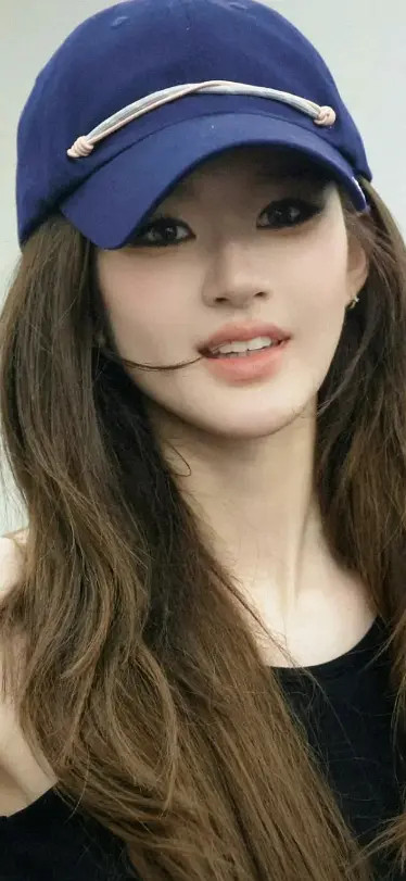 赵露思又变样了？怎么成这么微型脸了