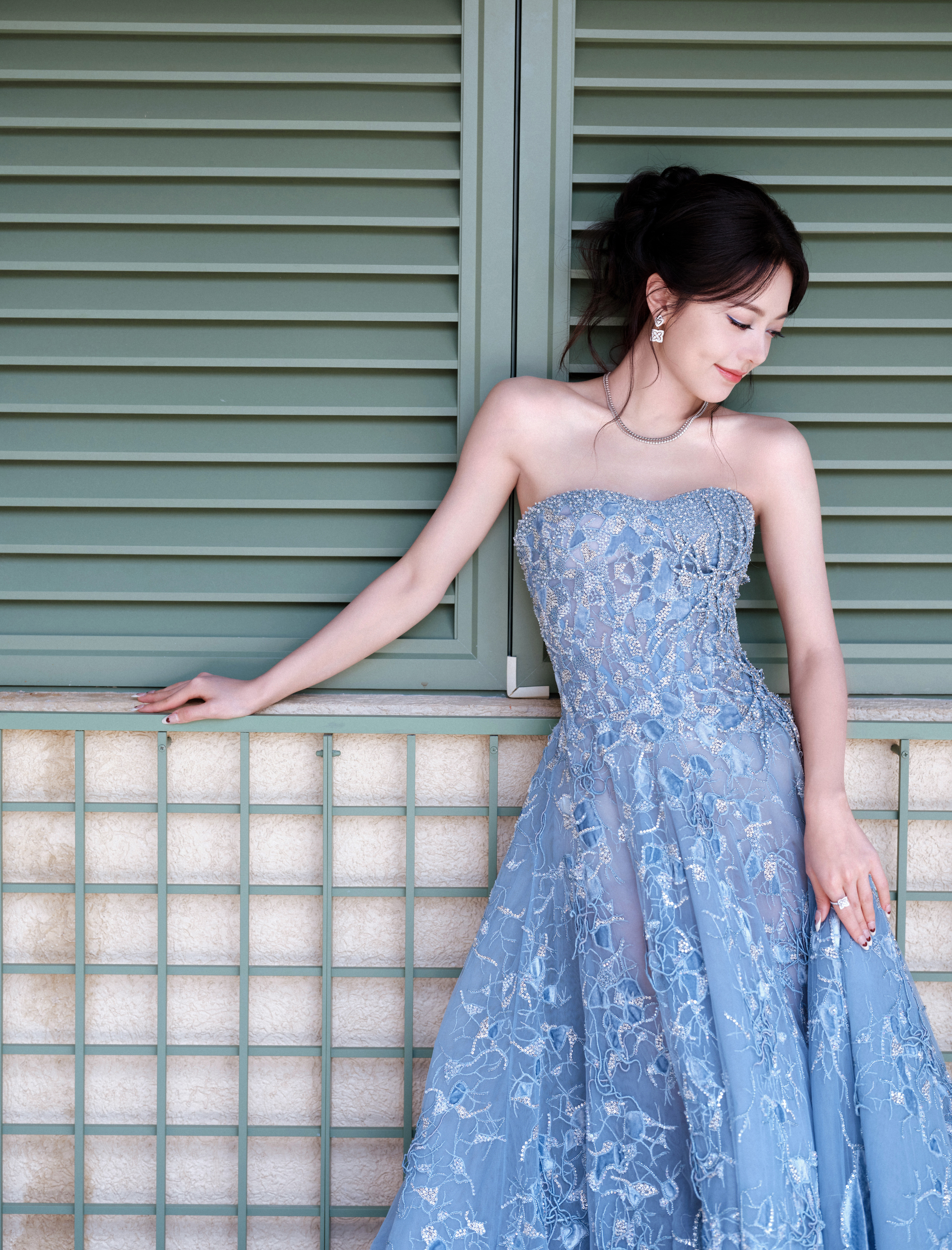 赵今麦｜VOGUEfilm观影之夜以一套TonyWard2023秋冬定制