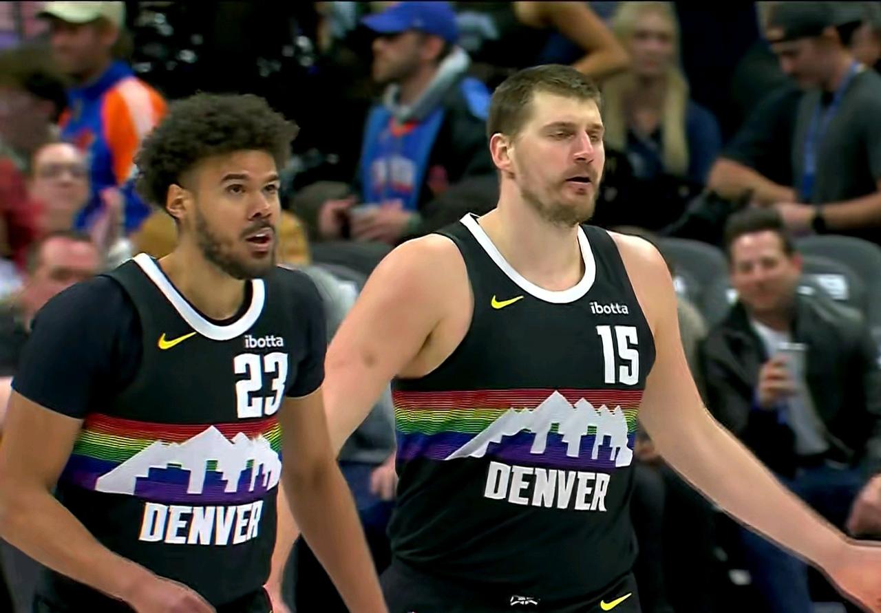 掘金要不要这么惨？在掘金主场39分狂输尼克斯的比赛中：好不容易等来了阿隆戈登