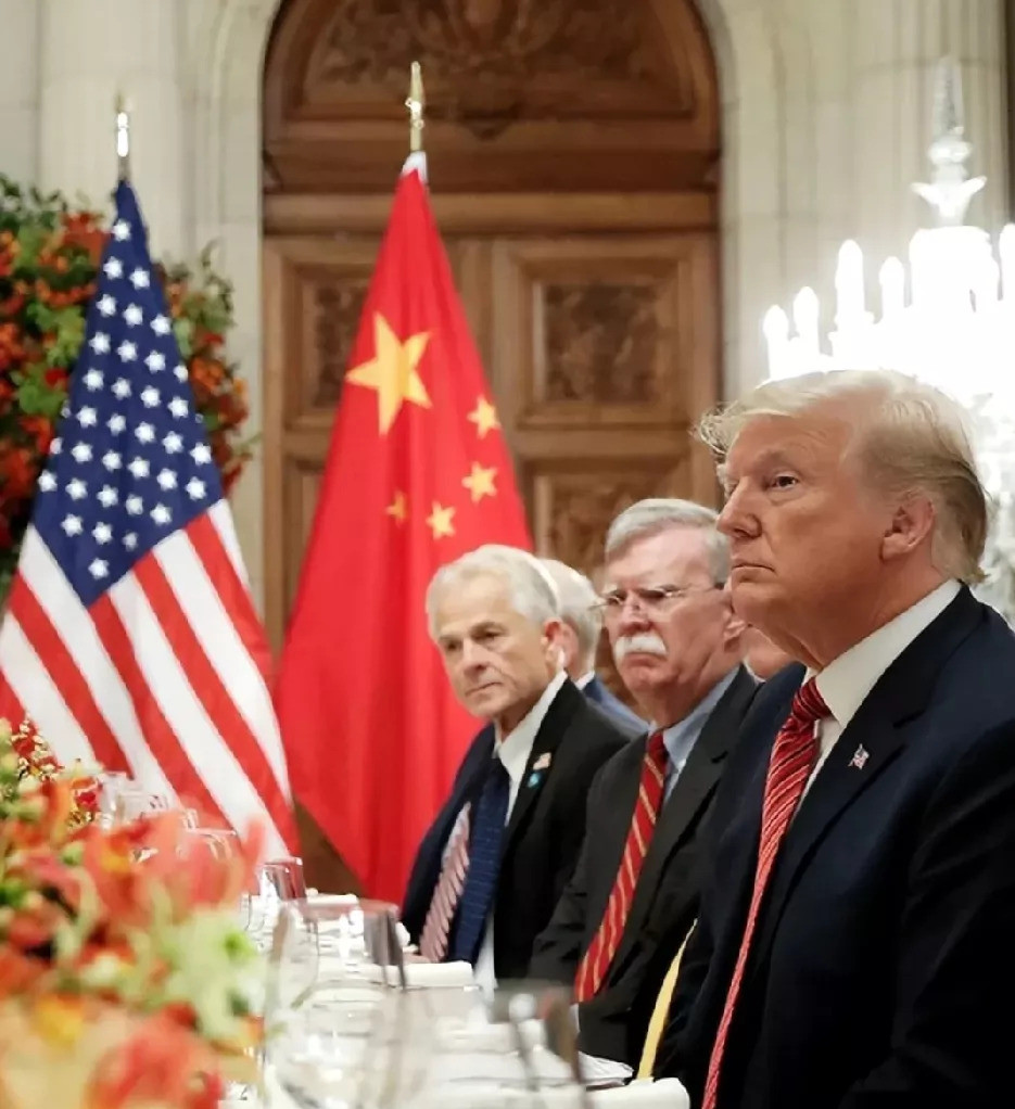 中美关系要变天了嘿，你知道吗？美国好像突然醒悟了！以前总