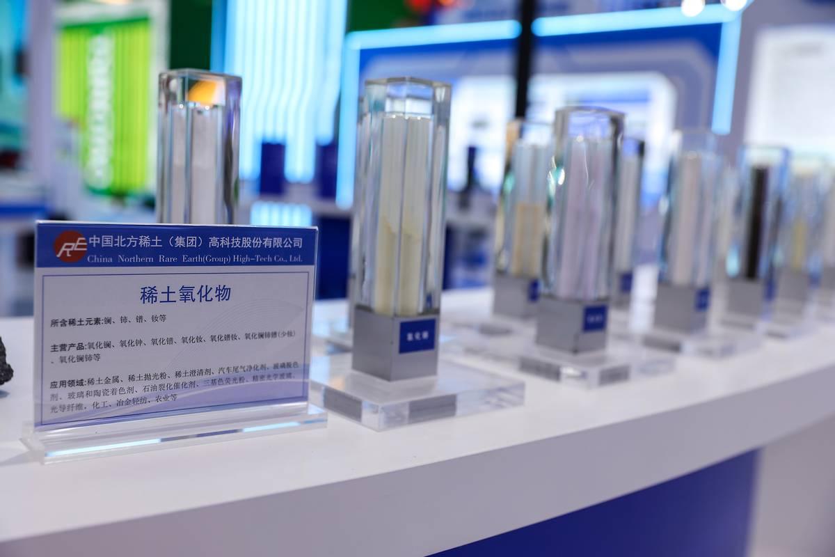 今年3月中国卖给日本的中间材料，直接暴跌近90%，差不多快断供了。不光日本，咱们