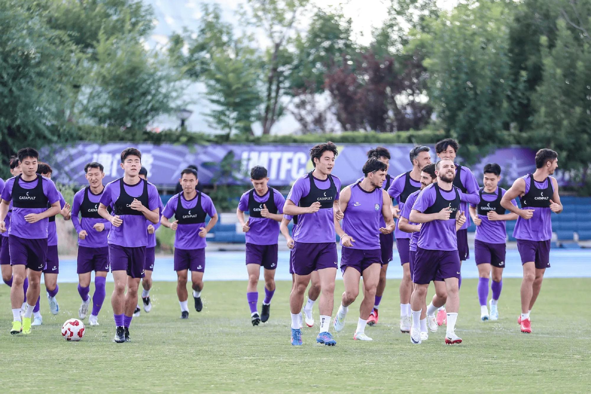 记者: 除阿代米、杨梓豪外, 大约还有3名球员将离开津门虎