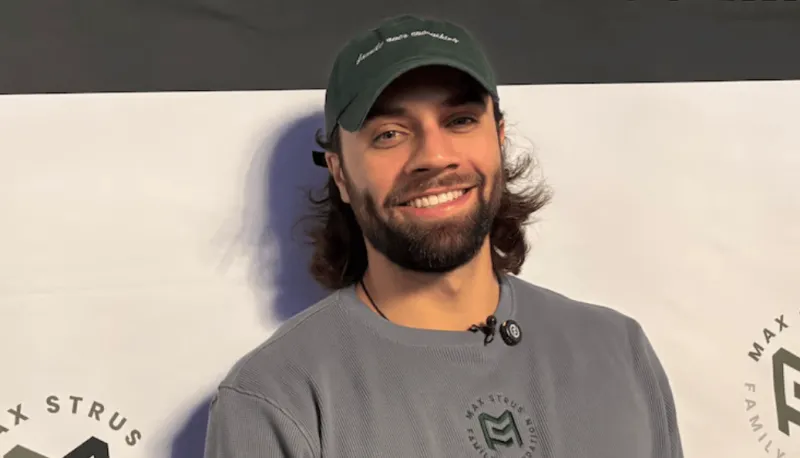 骑士媒体《克利夫兰老实人报》记者ChrisFedor报道，球队后卫马克斯-斯特