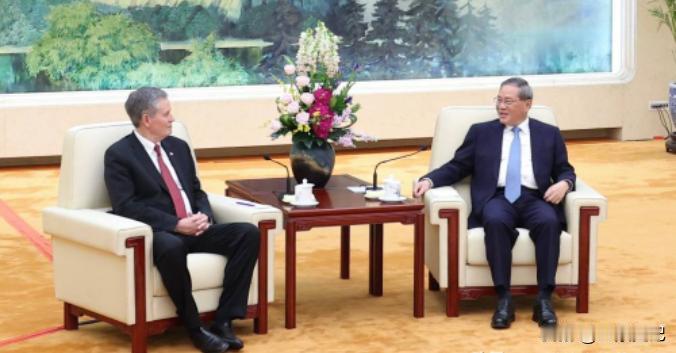 美国突然甩出重磅制裁令！就在华盛顿各路媒体疯狂炒作"特朗普5月中旬访华