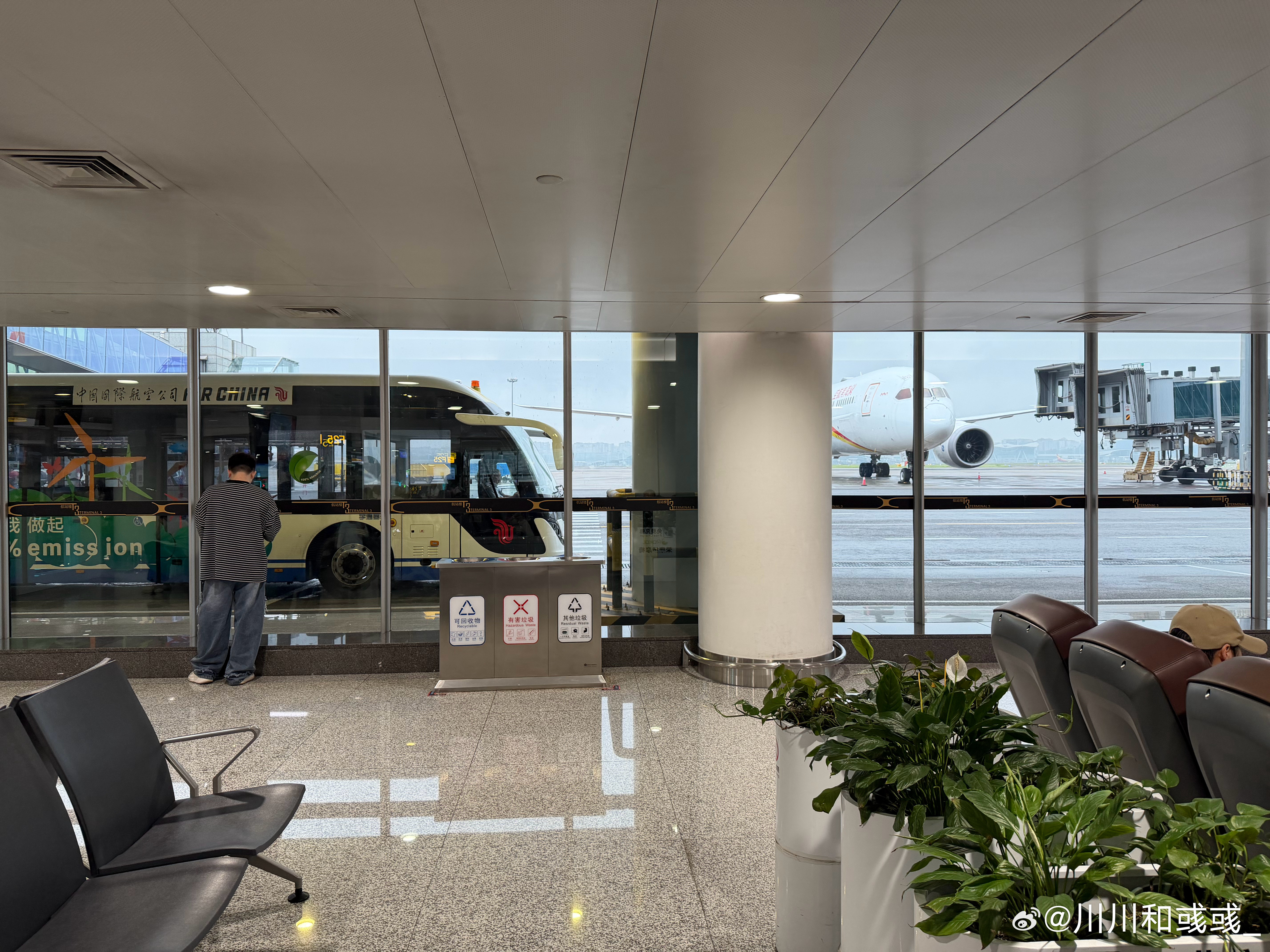 去几天大连，大家有推荐好吃好玩好看的么[doge]​​​