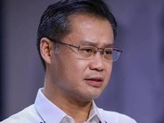 加查利安对莎拉弹劾案的核心立场清晰，坚守宪法弹劾程序规则，要求以硬核实据定罪，反