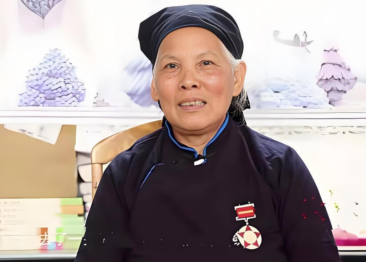 这人叫隆美兰。1979年，我军猛攻越南一个高地，冲了三次，三次都被打了回来。指挥