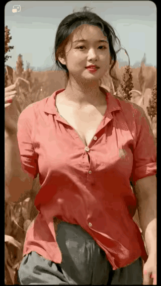 这身材，这颜值，就因为没文化，也只能在农村发展了。