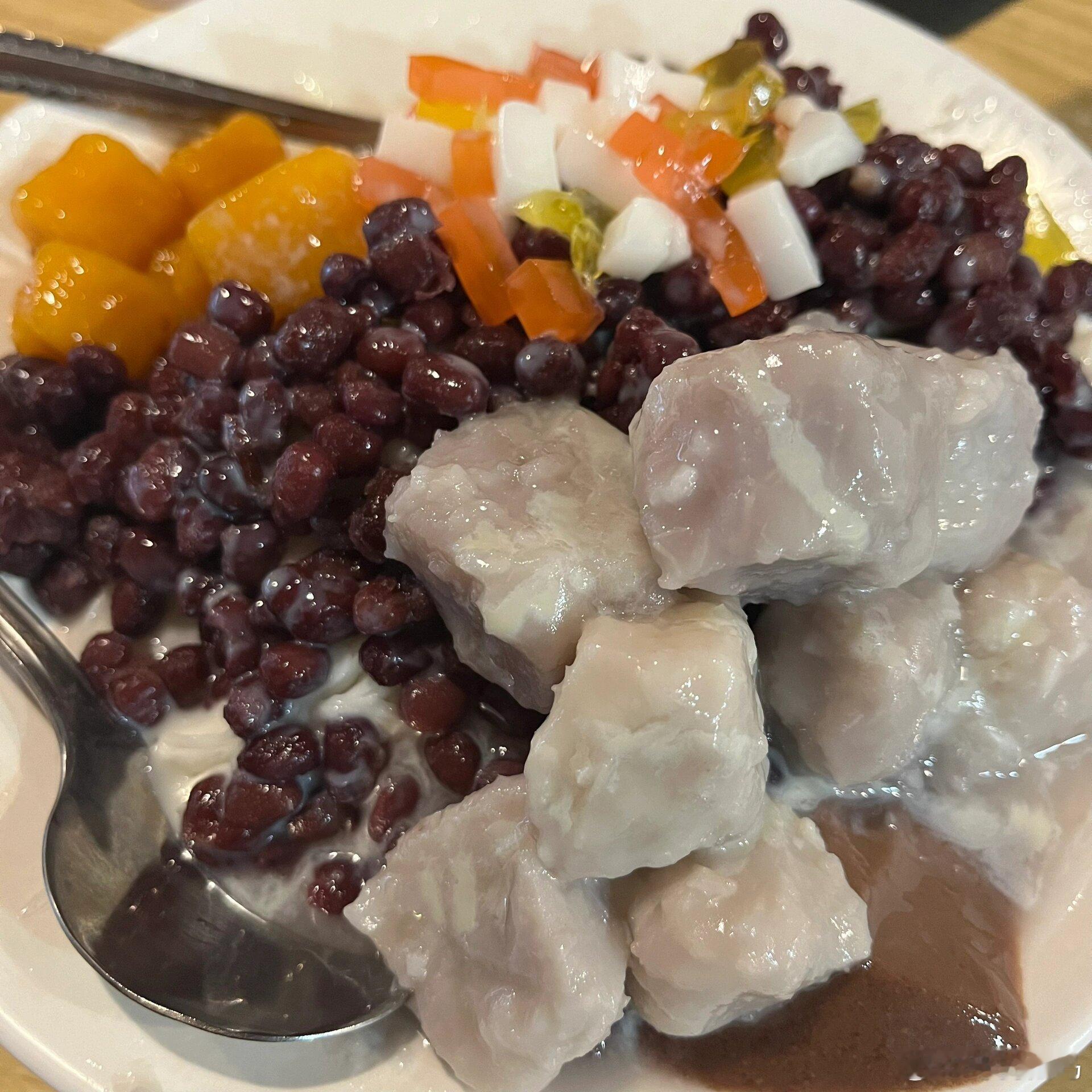 看见“世界是个草台班子”建议直接滑走这个世界其实就是一个巨大的草台班子