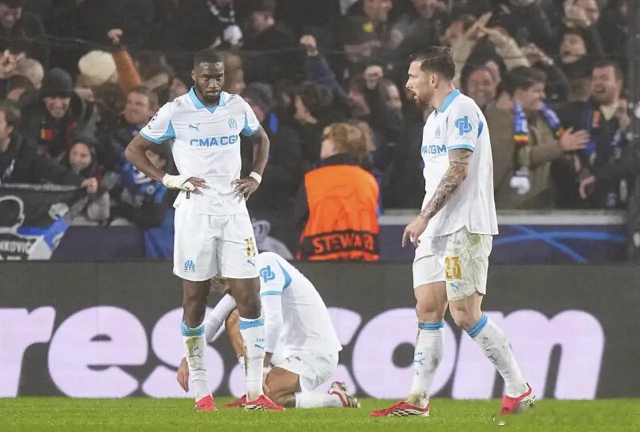 末轮0-3出局！46岁名帅怒交辞职信：球员集体造反执教13年第1次北京时间1月