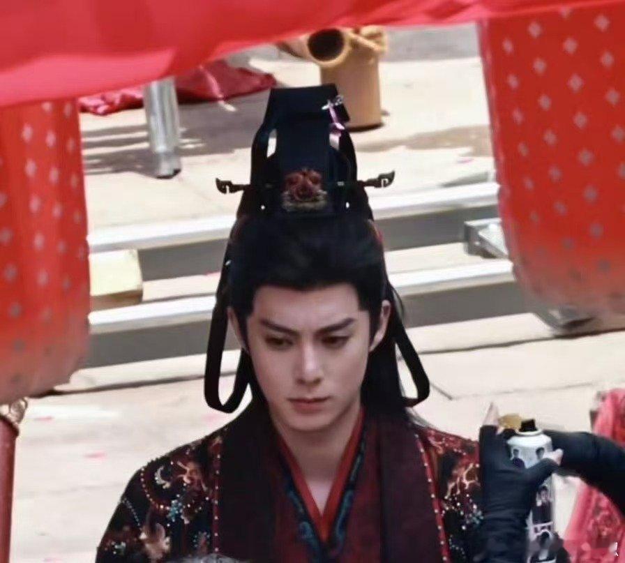 河堤新剧路透，啊啊啊啊垂耳兔谢景行
