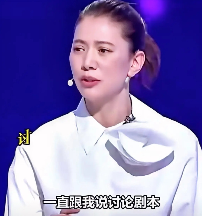 演员袁咏仪说：“我老公张智霖超爱打麻将，他常常会约黎明和郭富城一起玩。但是，他们