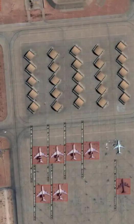 沙特苏尔坦亲王空军基地昨天的卫星照片，可以看到停放着美国空军6架E-3G预警机、