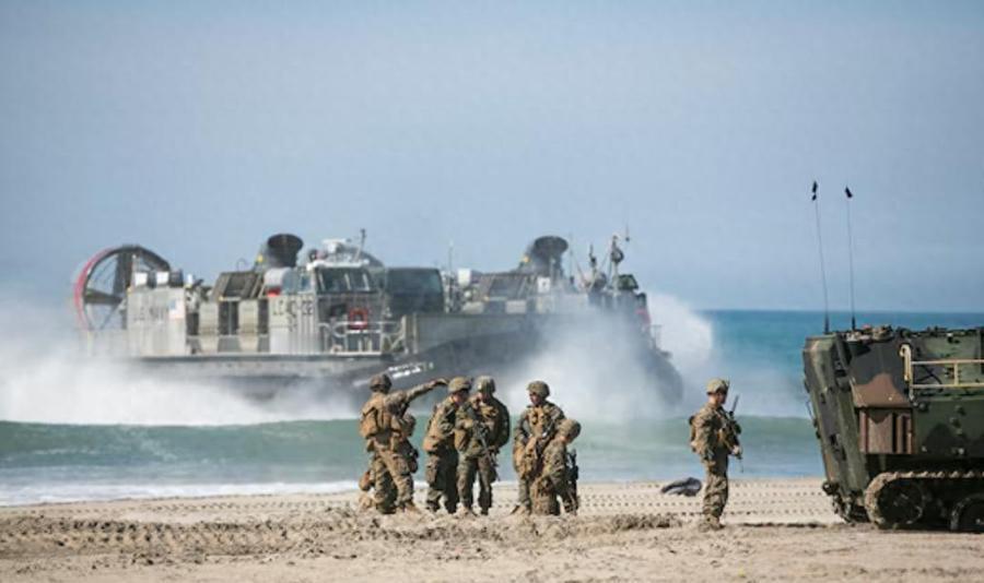 为何选春节？美日铁拳26藏着最阴的算计。2026年2月11日，春节前夕，