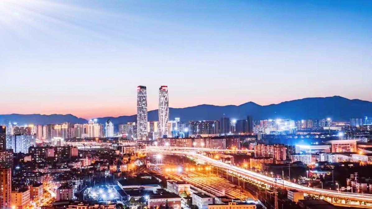 🔥昆明房价要变天？网友吵翻：有人抄底有人慌。2026昆明楼市彻底分化，核心区稳