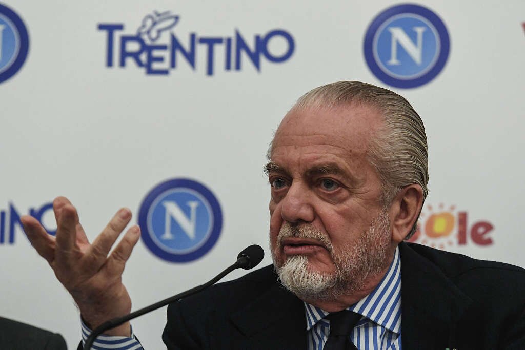 德佬: 马拉多纳球场就是个垃圾场 欧冠之夜也只能赚到300万欧