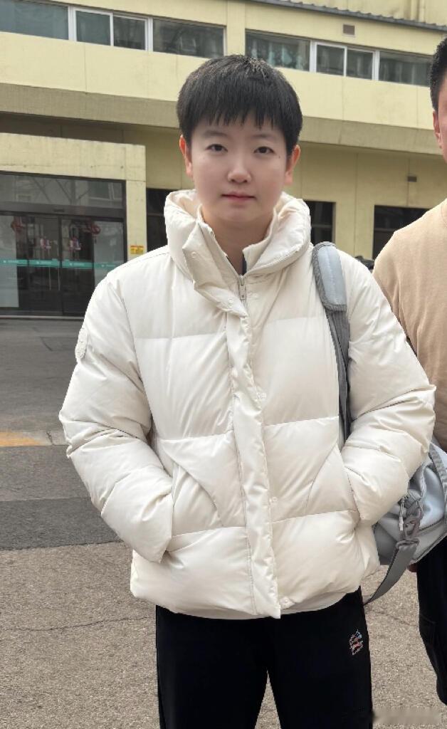 孙颖莎你萌成这样哇😯​​​