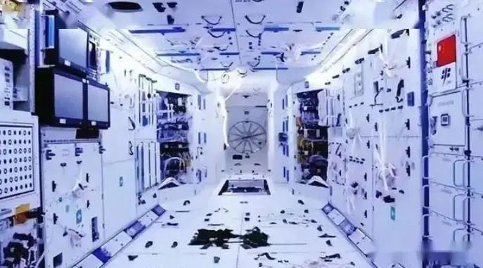 2026年初，美国航天局刚刚发布了一组照片，显示国际空间站上多达13名航天员同时