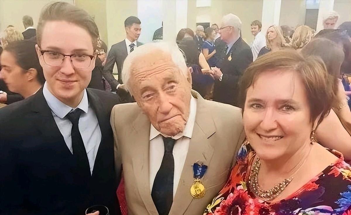 活得太久也是一种苦恼呢？2018年，104岁的科学家，在家人的陪同下远赴瑞士安乐