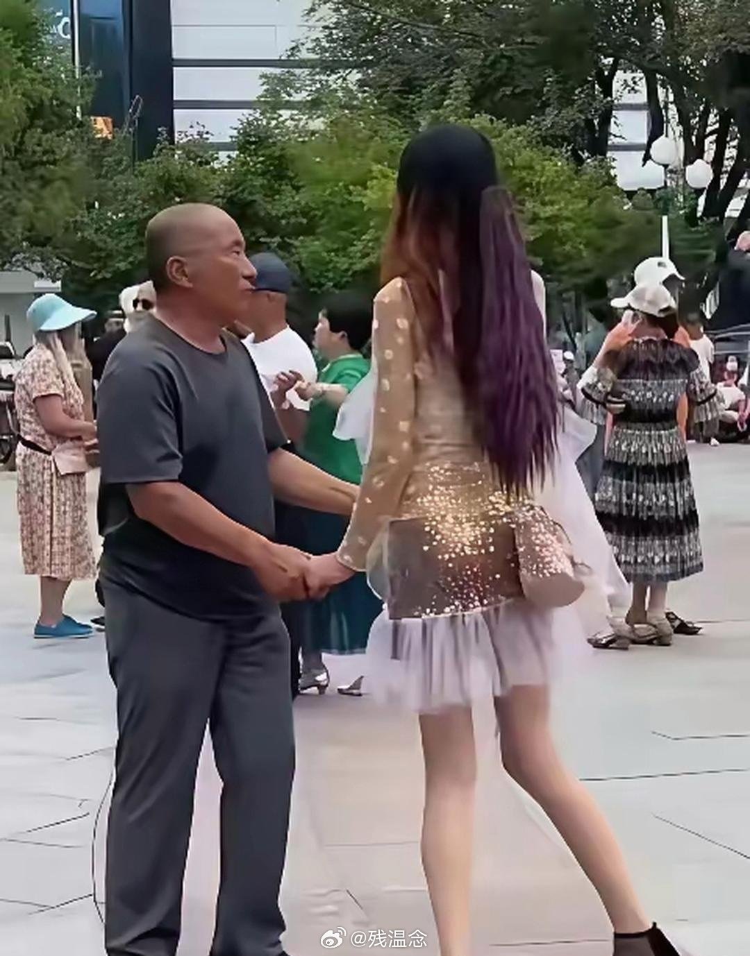 以为是大叔高攀了，结果是。。