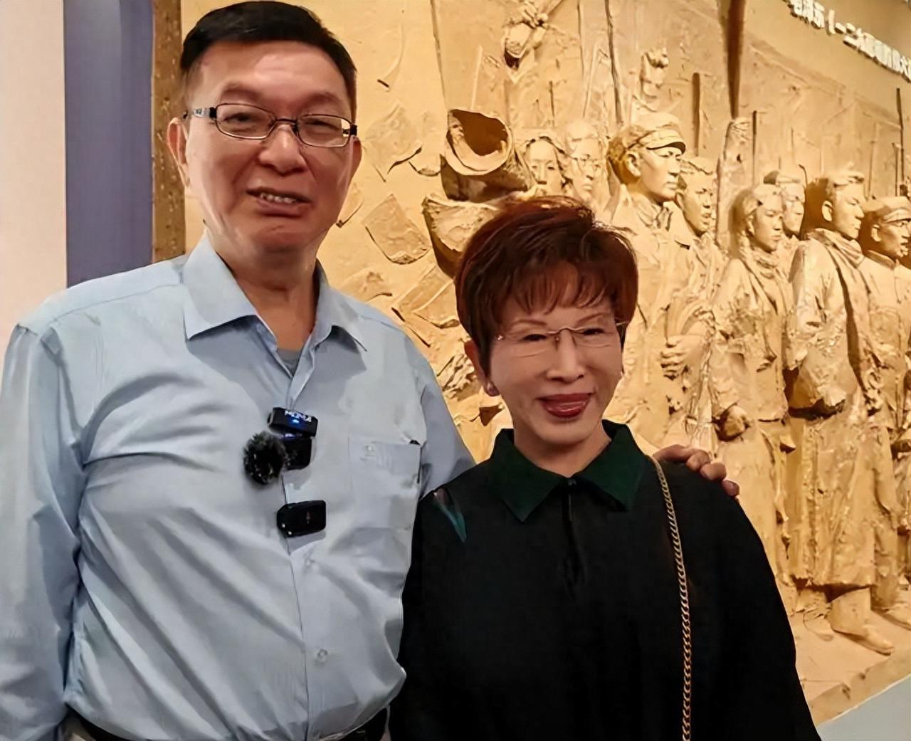 洪秀柱敢去北京参加九三阅兵，真不是一般人有胆量干的。 都知道台当局早下了禁令