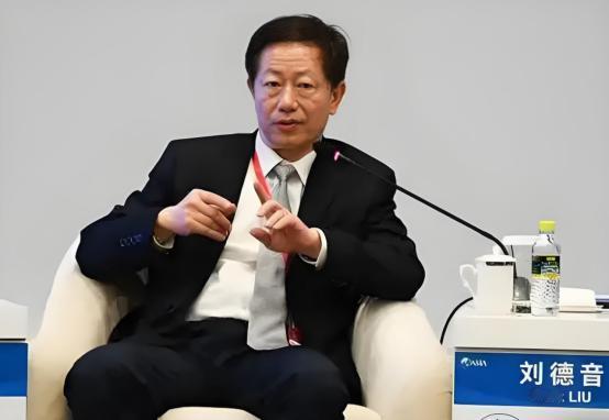 台积电董事长发话了！表示：如果中国大陆强攻台湾，那么你们将会得到的将是一个“经济