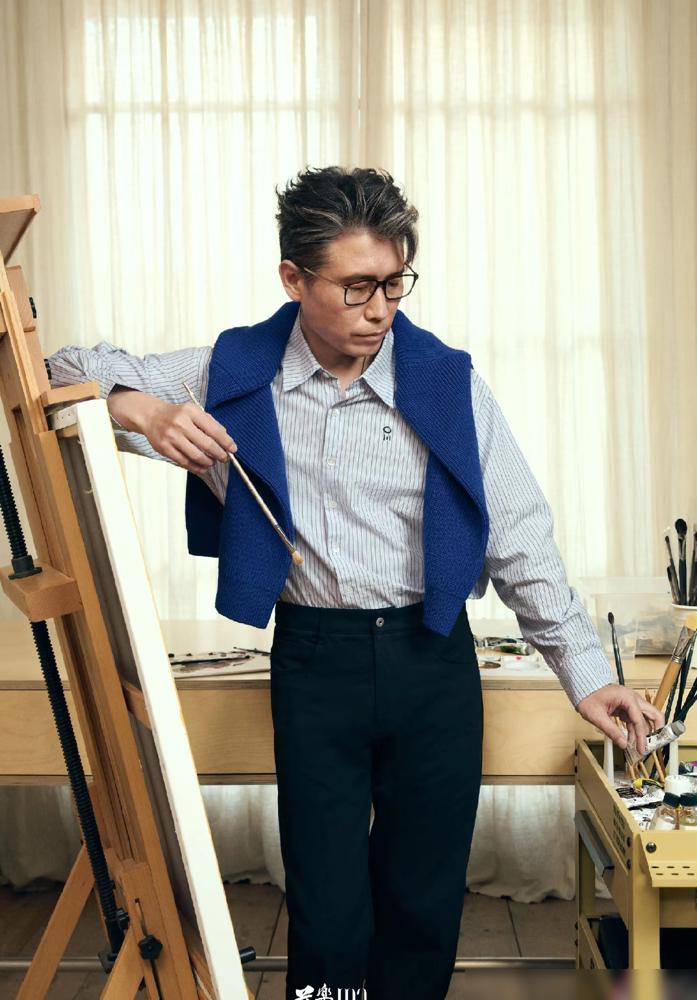 51岁李乃文：红了30年的戏，没红自己。你刚在综艺里笑到捶床，转头想不起他演