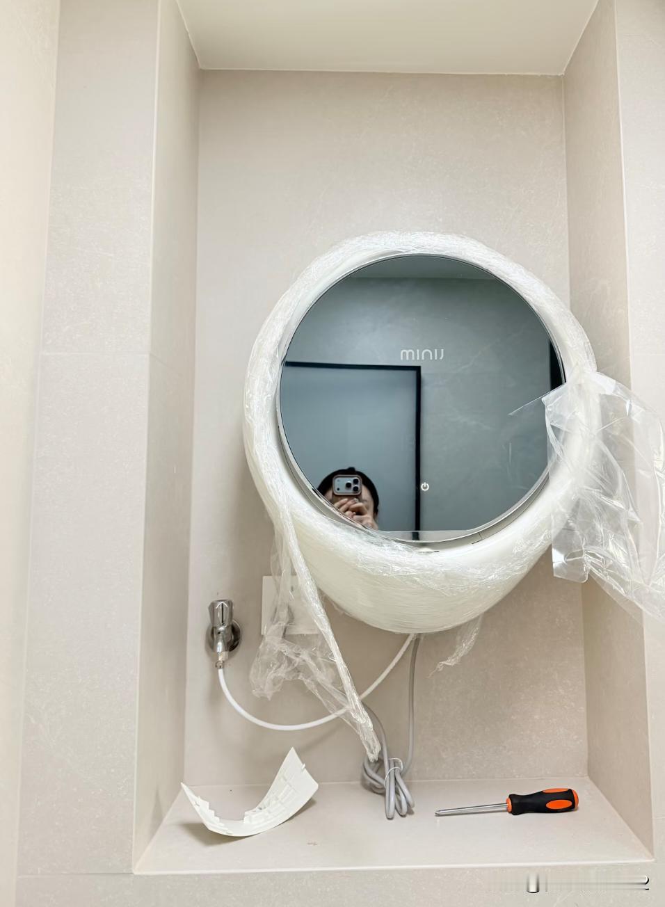 拿什么拯救你我的丑壁挂洗衣机没有预埋管子就安装了好吧，现在该怎么遮丑呢？[流