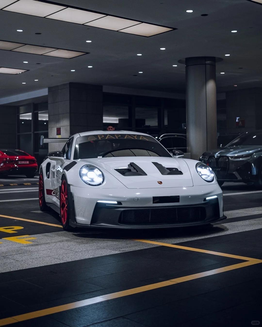 保时捷992GT3RS，越夜越美丽绝美车片​​​
