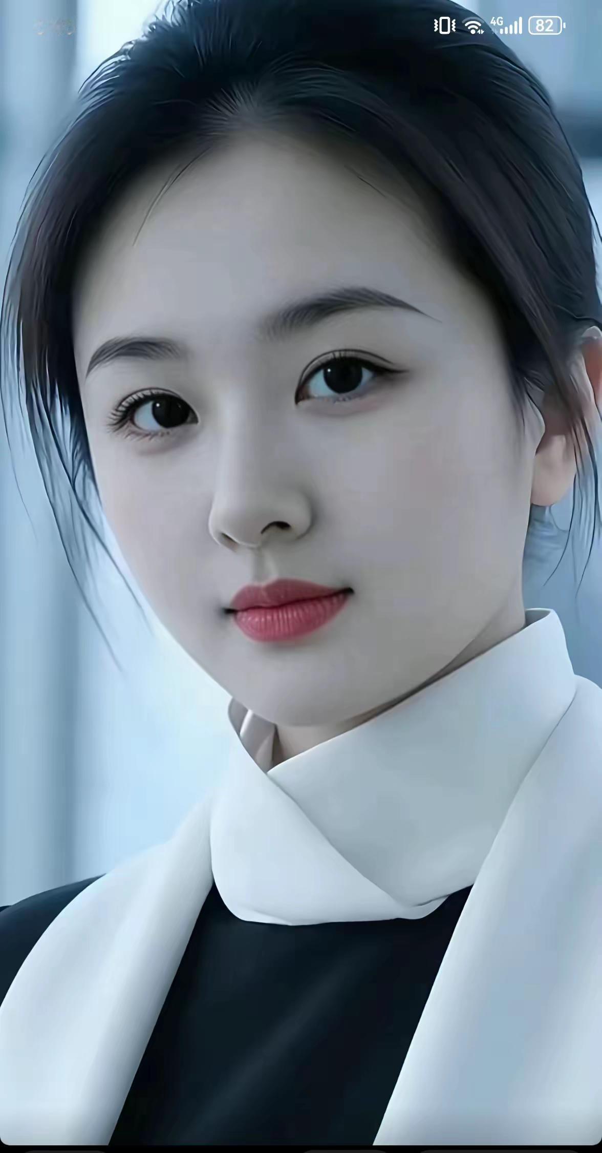 气质美女，福相满满！