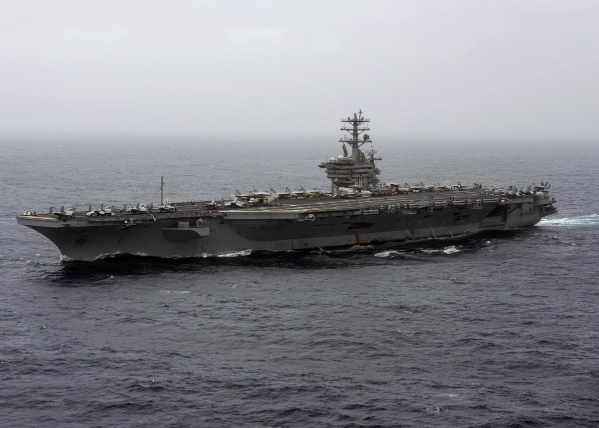 中美打不起来，主要是因为中国这几年强了。2016年时美国有机会，当时美国航母去南海，想试探中国，那时