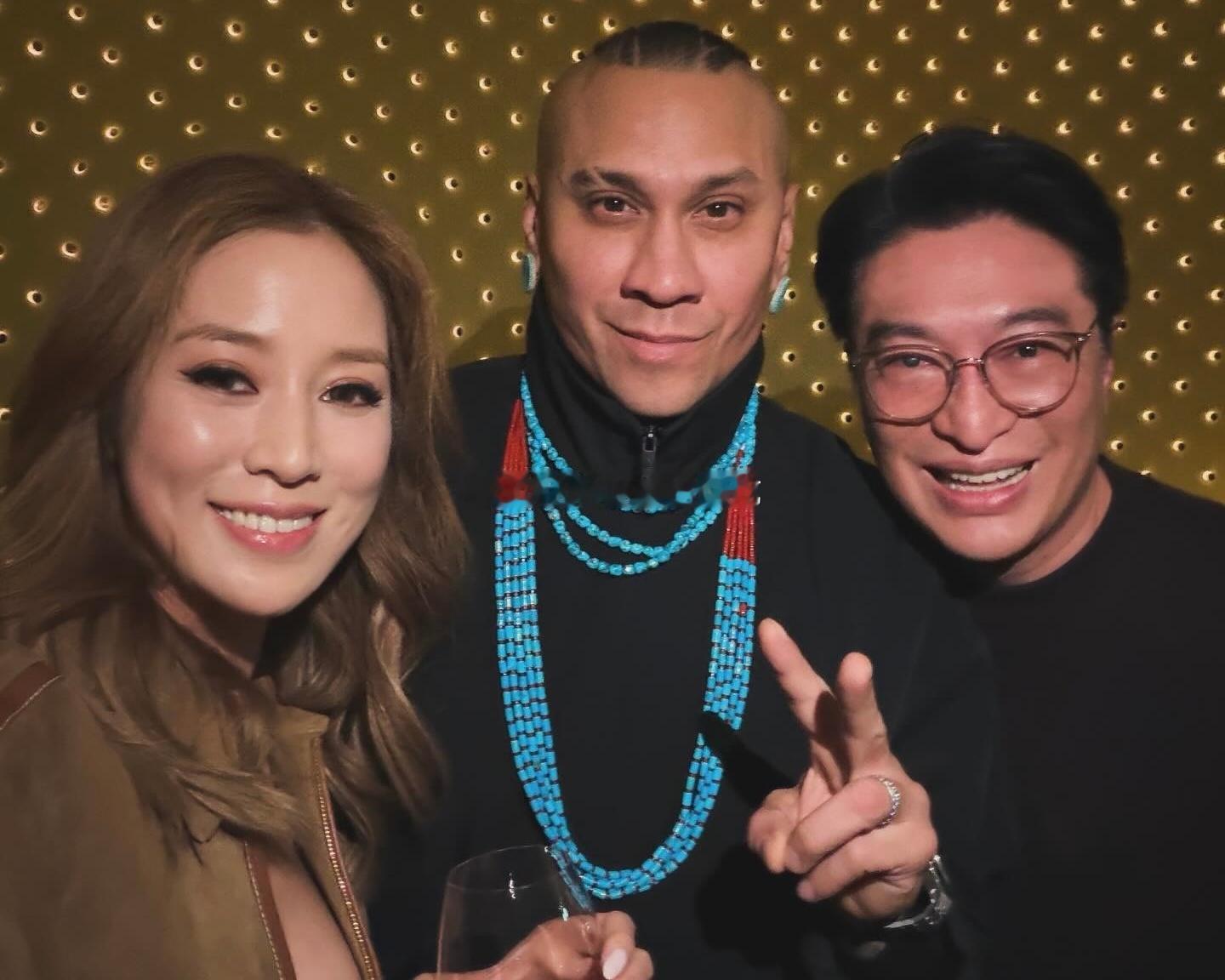 徐子淇李家诚看BlackeyedPeas演唱会