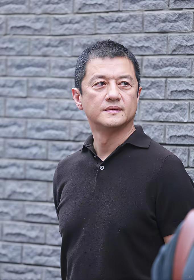 李亚鹏公司前员工发声，她工作的地方就是嫣然隔壁，她说这个医院跟其他医院都不