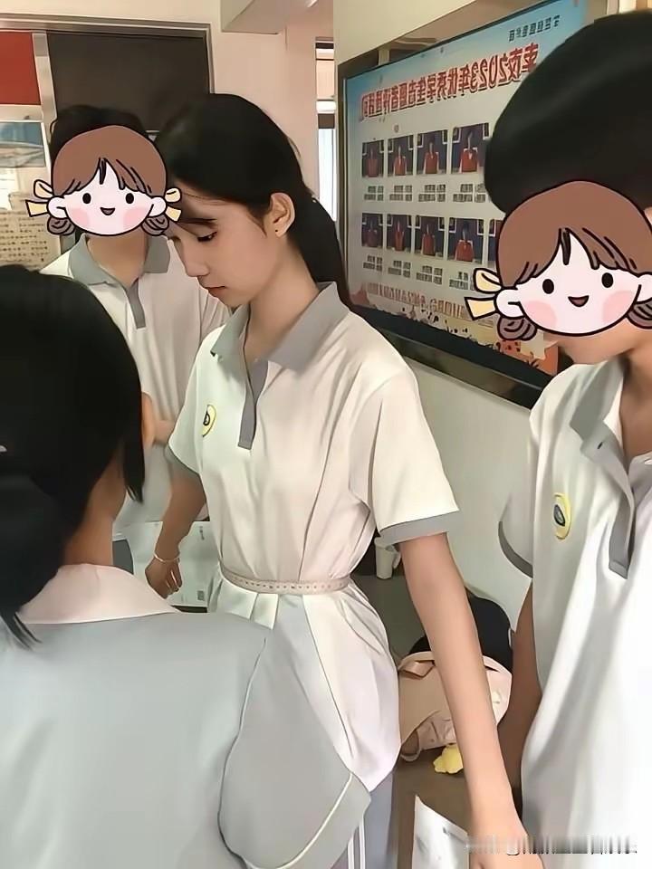 不得不说，这样的颜值，应该是班花吧？