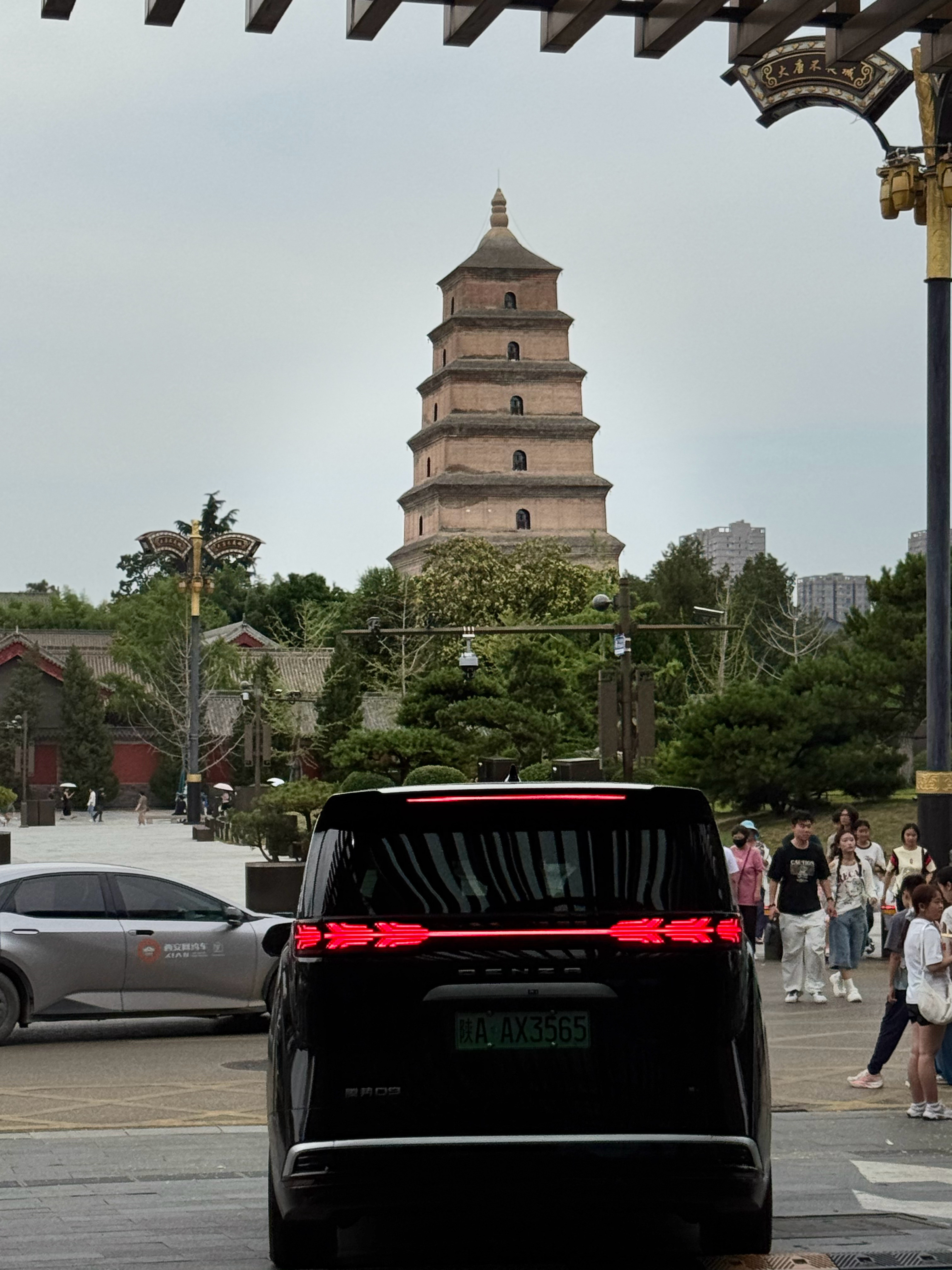 来到西安，清一色迪厂车。仰望U8L，我来啦[爱心]仰望u8l​​​