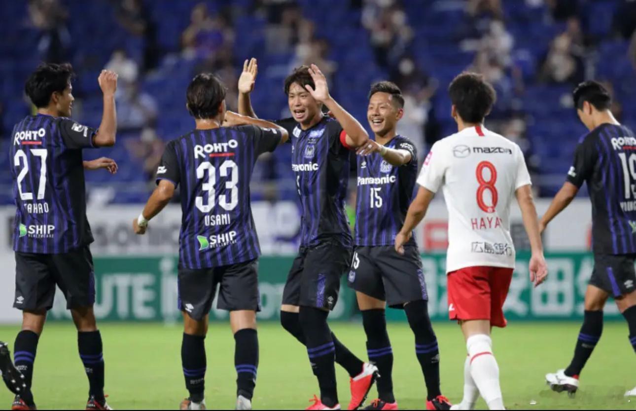 001大阪钢巴vs福冈黄蜂推荐：让负比分：1-1,1-2虽然两队排名差距明显，但