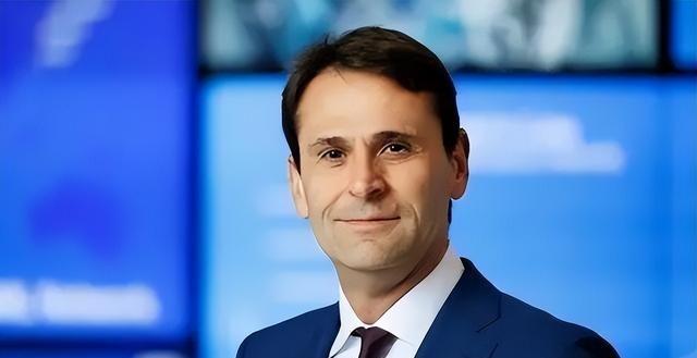 美荷两国曾同时发声，对中国独立研发的光刻机技术给予了强烈批评，近期美荷两国接连发