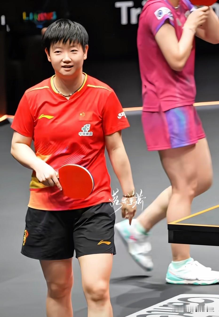 碾压对手不算狠，她一句话，直接拉高了比赛的敞亮劲儿！换做别人，这时候