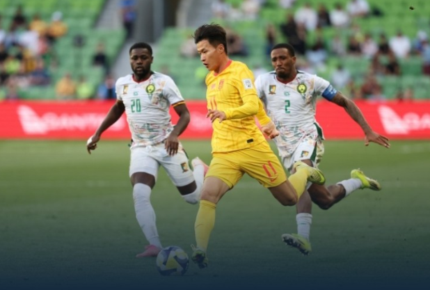 喀麦隆国家队讲人情事故，开局两连击之后明显收着踢，没有制造大比分惨案。国际足联系