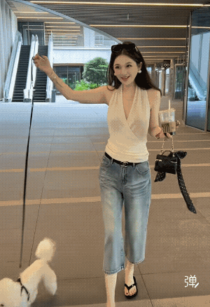 无语是你们不懂这穿搭多洋气啊!