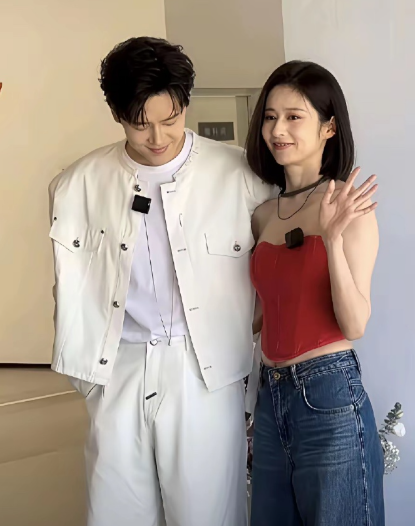 37岁的付辛博给所有男人都提了个醒可以娶比自己小的，也可以娶有钱的，但是一定