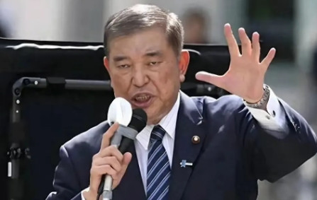 日本首相石破茂的努力终于得到了回报，这时候他与美国进行了谈判中将原来美国定于对日