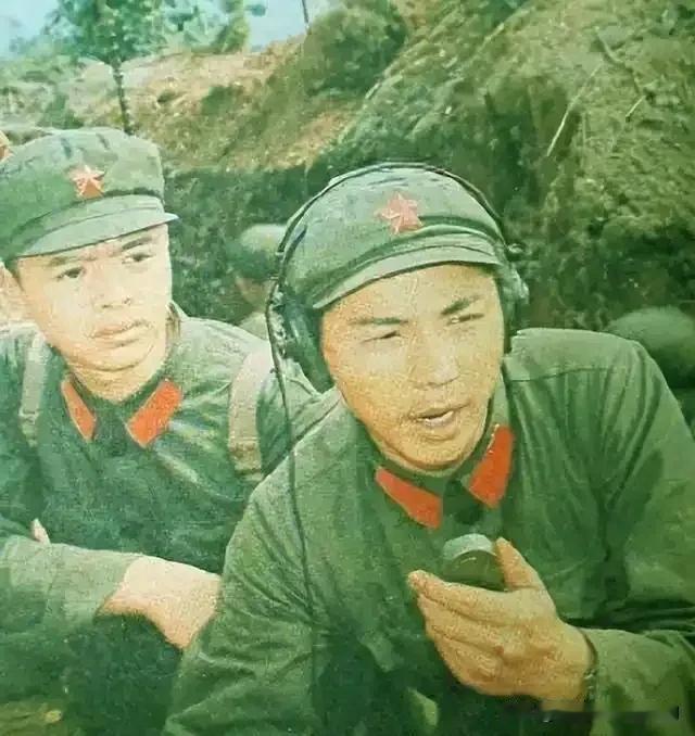 1979年最艰难的战场抉择：枪口抬高一寸，是军人最痛的善良1979年，排长