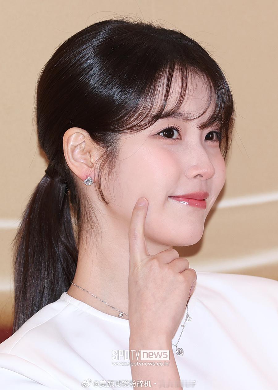 IU今日快闪活动新闻图