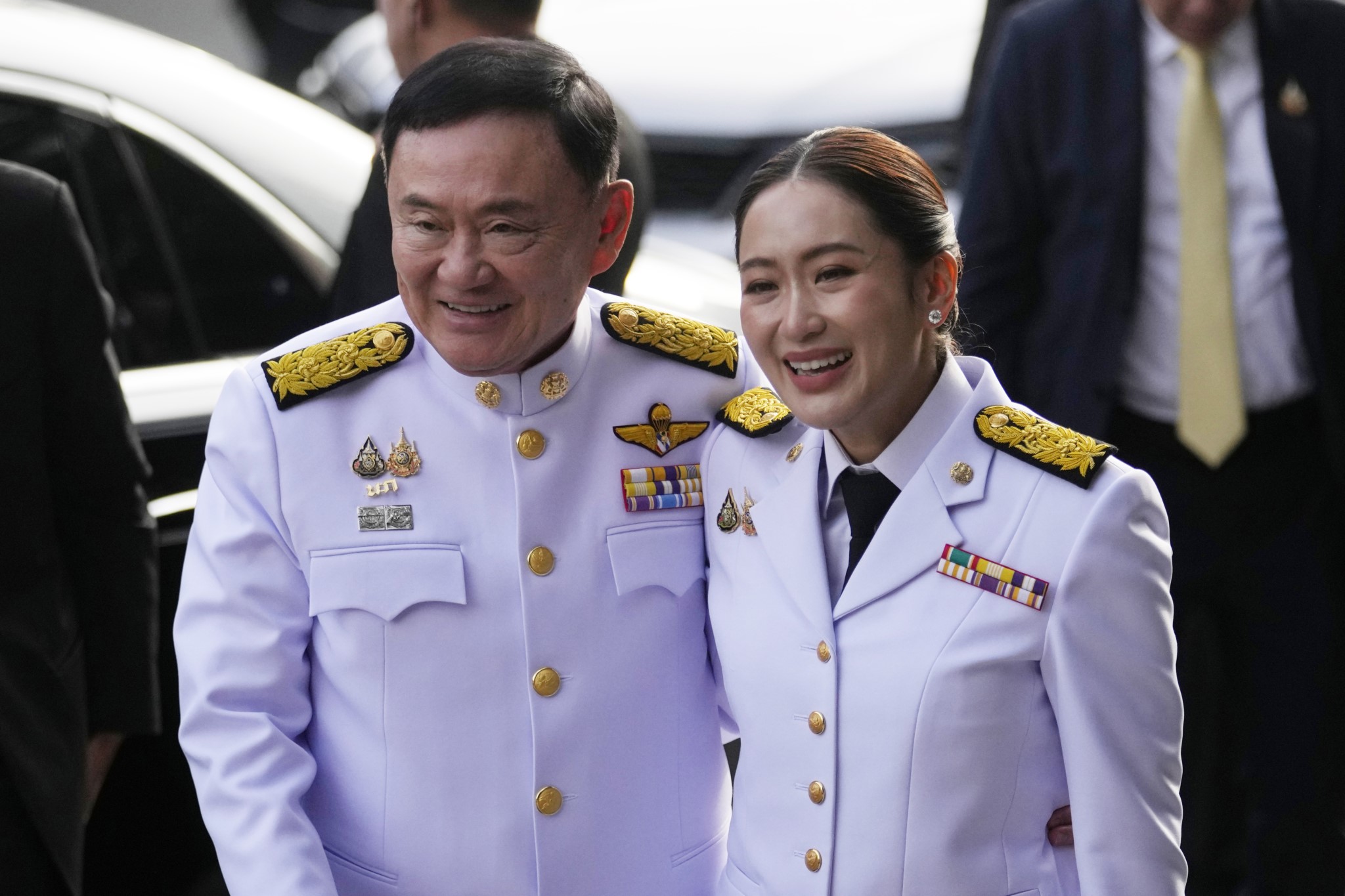 他信家族向军方示好无果，泰国反贪部门启动调查程序，总理佩通坦难逃下台命运？泰国