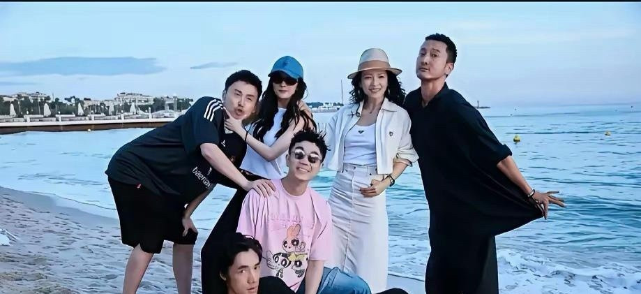 章子怡的这波操作，大家看明白没？这背后其实是一种“妥协”！实在是打了好多吃瓜群